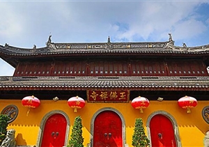 春節期間寺廟祈福，保障安全才是福------除夕夜完成21個(gè)寺廟秩序