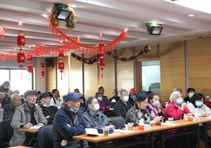 宗保公司到周浦鎮老年活動(dòng)中心匯報公司發(fā)展情況