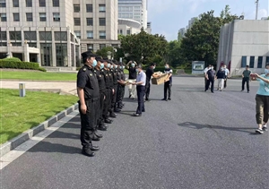 上海市委黨校領(lǐng)導慰問(wèn)宗保公司員工